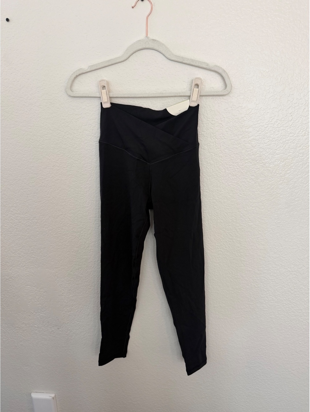 Offline by Aerie High-Rise 7/8 Leggings in Black, Size M American eagle
